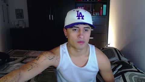 boy_nauthy online show from February 12, 11:30 pm