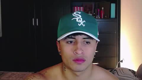 boy_nauthy online show from February 14, 12:02 am