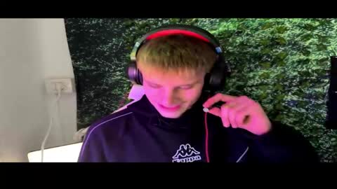 boyblondhetero online show from February 19, 4:28 pm