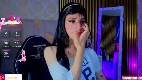 boyfox_tay online show from June 10, 5:50 am