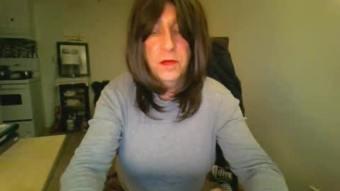 boygurl2500 online show from May 3, 6:52 am