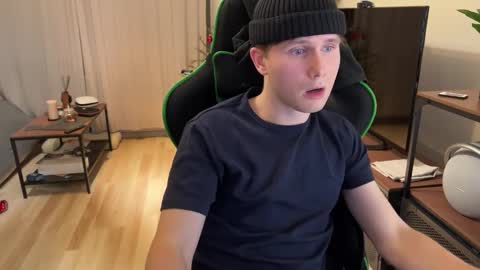 Eddie online show from January 13, 8:26 pm