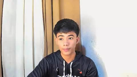 HI IM JAMES DONT FORGET GIVE ME THUMBS UP AND JOIN TO MY FANCLUB online show from June 11, 12:32 am