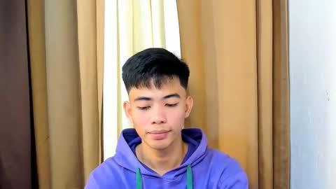 HI IM JAMES DONT FORGET GIVE ME THUMBS UP AND JOIN TO MY FANCLUB online show from February 11, 7:12 am