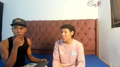 ALEX - TAYLER  -MIKE online show from December 1, 1:20 pm