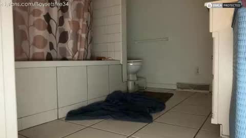 boysetsfire34 online show from October 21, 4:28 am