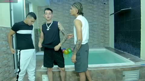 Angelo Mark Fernando Taylor online show from April 21, 11:17 am