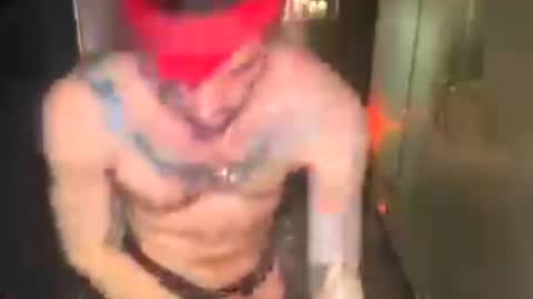 Tylers Cum Room online show from July 5, 9:11 pm