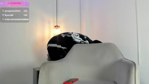 Snapshot of br4ndon_cooper chatting on October 14, 7:06 pm Brandon online show from October 14, 7:06 pm