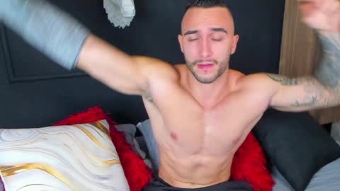 instagramBrad mayers1twittermayersbrad online show from December 21, 1:58 am