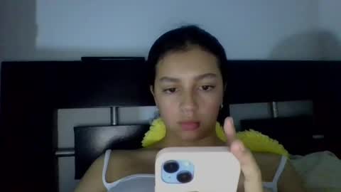 brad_and_emma293215 online show from July 6, 7:16 pm