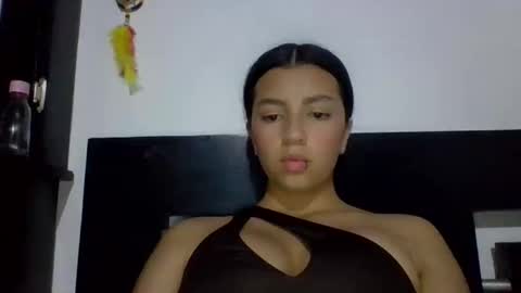 brad_and_emma293215 online show from March 30, 1:49 am