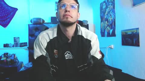 brad hot boy online show from September 25, 2:29 am