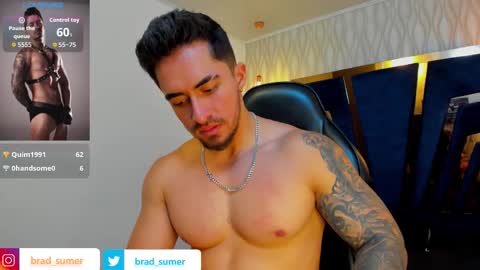 Snapshot of brad_summer chatting on October 6, 6:37 pm brad summer online show from October 6, 6:37 pm