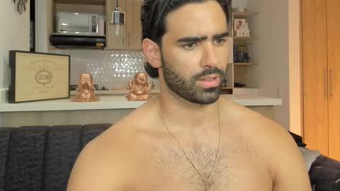 bradleymartin7 online show from October 16, 1:16 am