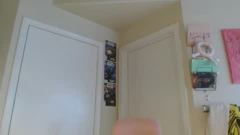 i am a naughty jedi knight online show from April 5, 3:09 pm