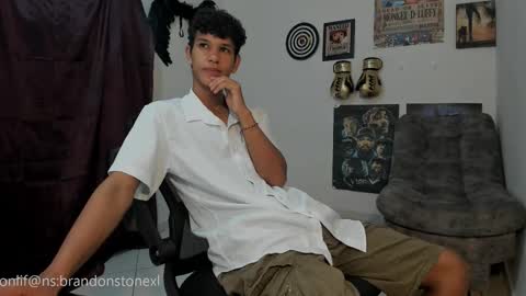 Brandon Stone online show from November 28, 11:23 pm