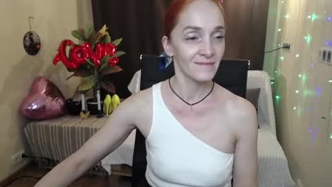 breeterner online show from February 11, 7:59 pm