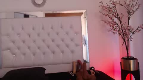 Brenda  online show from June 11, 12:25 pm