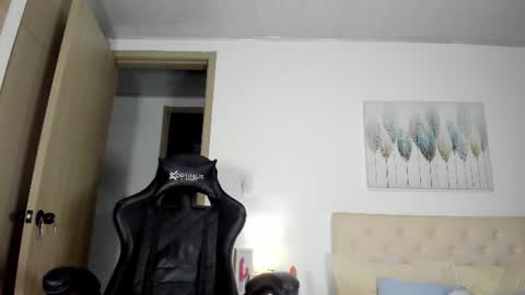 Brenda online show from July 24, 2:09 am