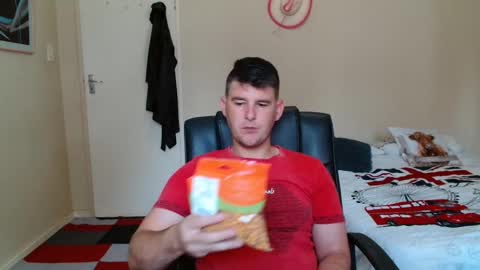 ask me lol online show from February 11, 10:19 am