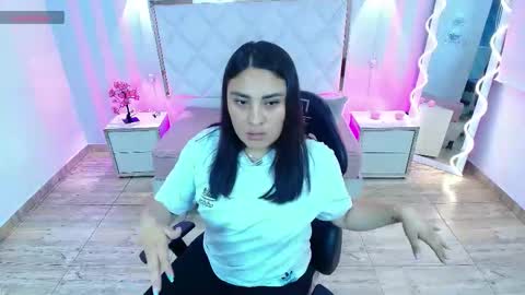 BRENDDA  online show from January 8, 3:12 am