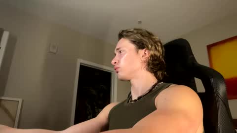 brentonverde online show from February 16, 11:25 pm