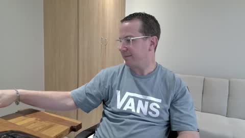 Brett online show from November 2, 1:44 pm