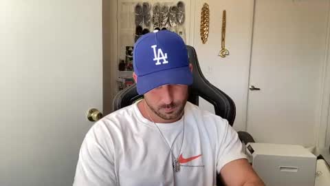 Brett Mycles online show from July 28, 9:47 pm