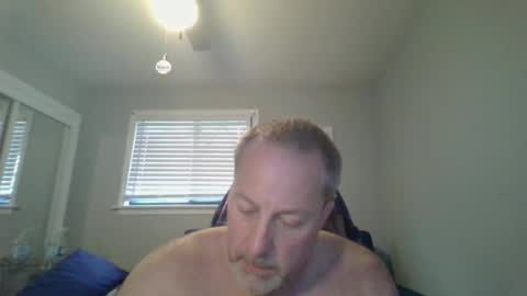 hey online show from May 13, 8:29 pm