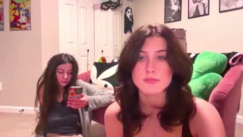 Brianna3 online show from February 5, 5:09 am