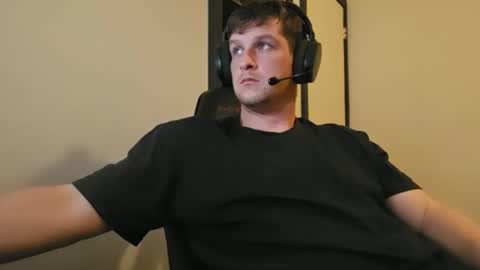 brian7891012 online show from February 25, 2:48 am