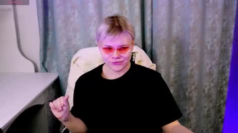 brian_mils online show from January 12, 12:34 pm