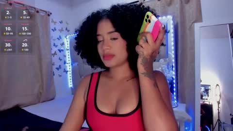 Snapshot of brianarichardson_ chatting on October 18, 11:53 pm Briana online show from October 18, 11:53 pm