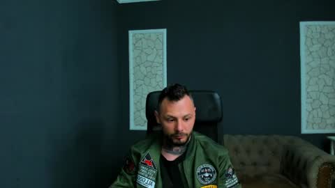 Brian online show from May 12, 3:04 am