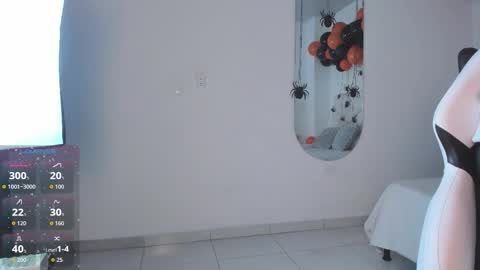 Snapshot of brianna_bigboobs chatting on October 23, 11:55 am online show from October 23, 11:55 am