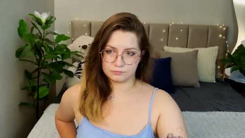 briarwynn online show from July 29, 5:35 pm