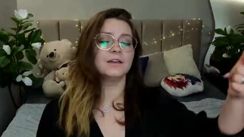 briarwynn online show from June 25, 6:46 pm