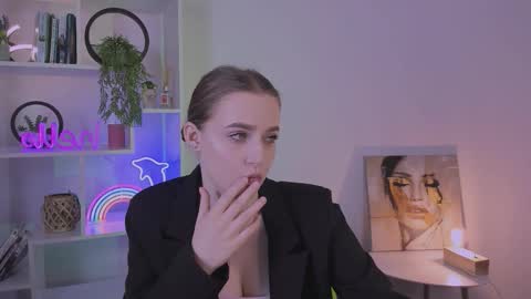 bridget_mills online show from September 9, 7:14 pm