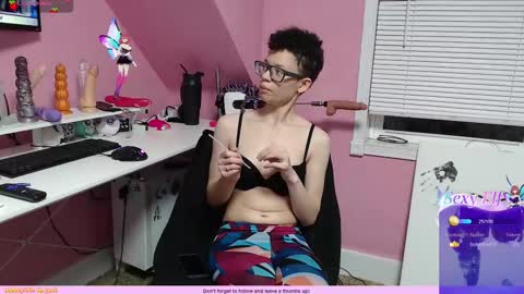 Strawberry online show from March 6, 12:54 am