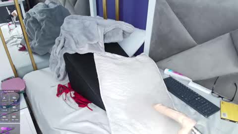  Brigiitte  online show from March 3, 10:49 am