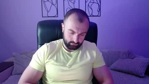 brindlefly69 online show from February 2, 12:34 pm