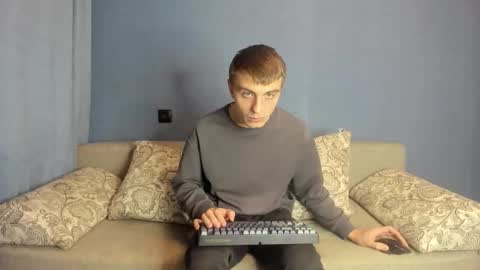 Snapshot of bristlebback chatting on October 21, 7:17 pm bristlebback online show from October 21, 7:17 pm