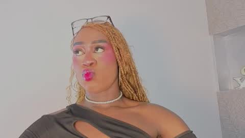 Brit Davis Room online show from February 28, 3:49 pm