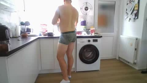 britguy6985 online show from July 7, 9:13 am