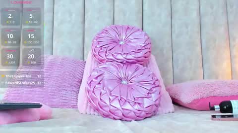 brithanyparker_ online show from September 12, 10:28 am