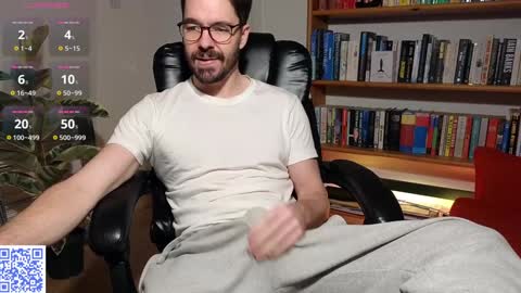 Callum online show from December 11, 2:11 pm