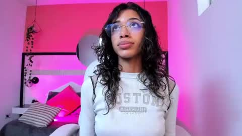 britney_collins_ online show from June 13, 3:33 pm