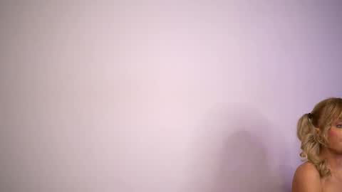 britneyhudson online show from October 26, 5:19 am