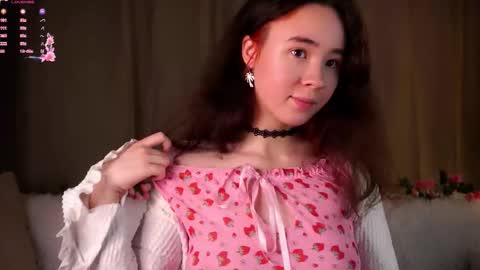 Lina online show from February 14, 11:35 am